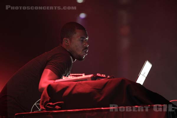 FLYING LOTUS - 2012-05-25 - PARIS - Espace Charlie Parker - Grande Halle - 